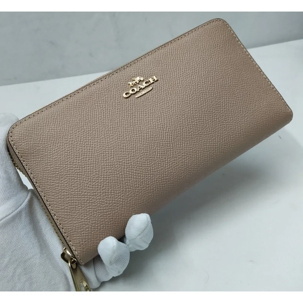 Coach Taupe Brown Crossgrain Leather Zip Around Credit Card Wallet - NWT $298
